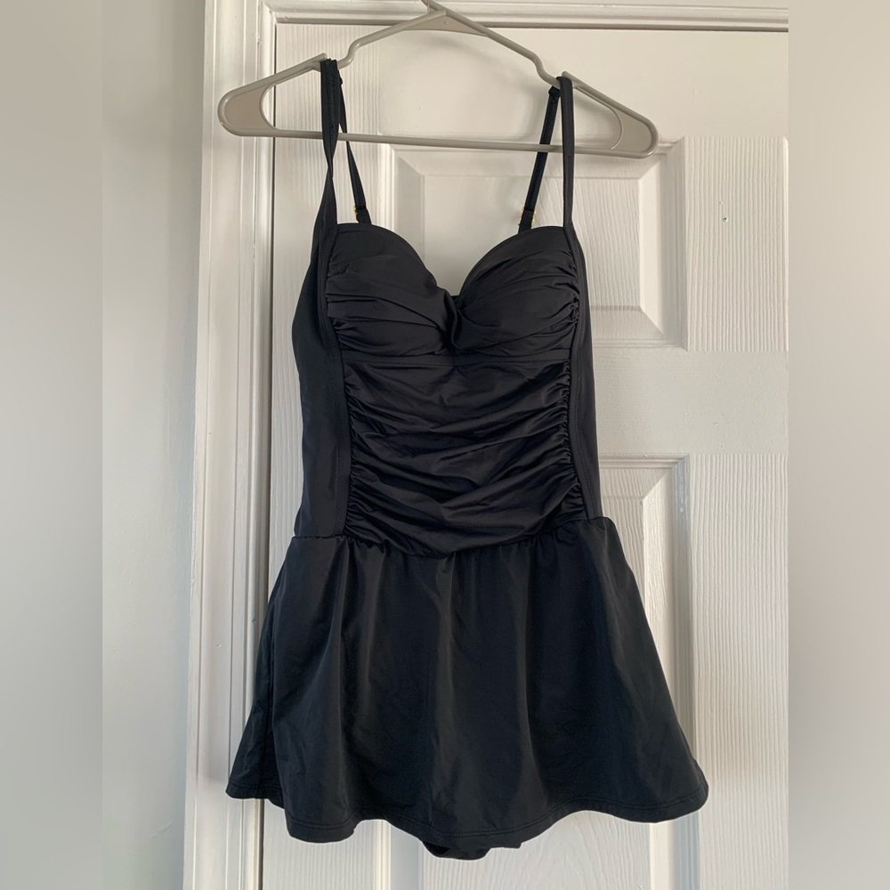 One piece ladies swimsuit